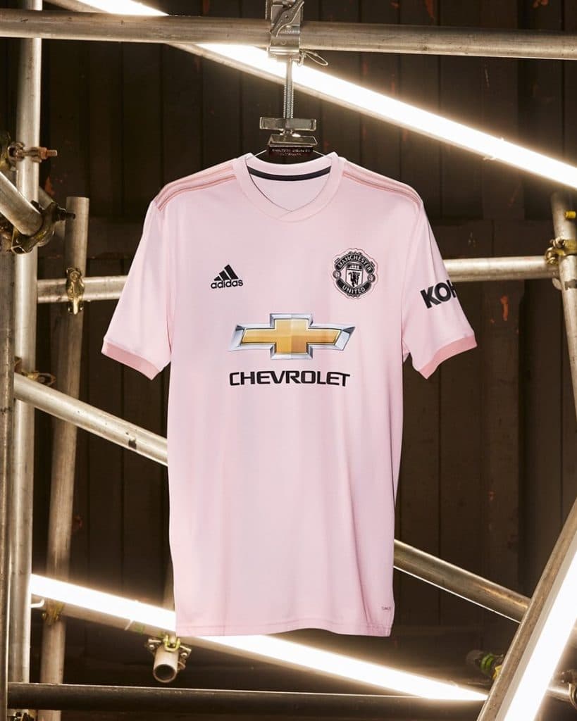 Manchester United Pink Away Kit 2018-19