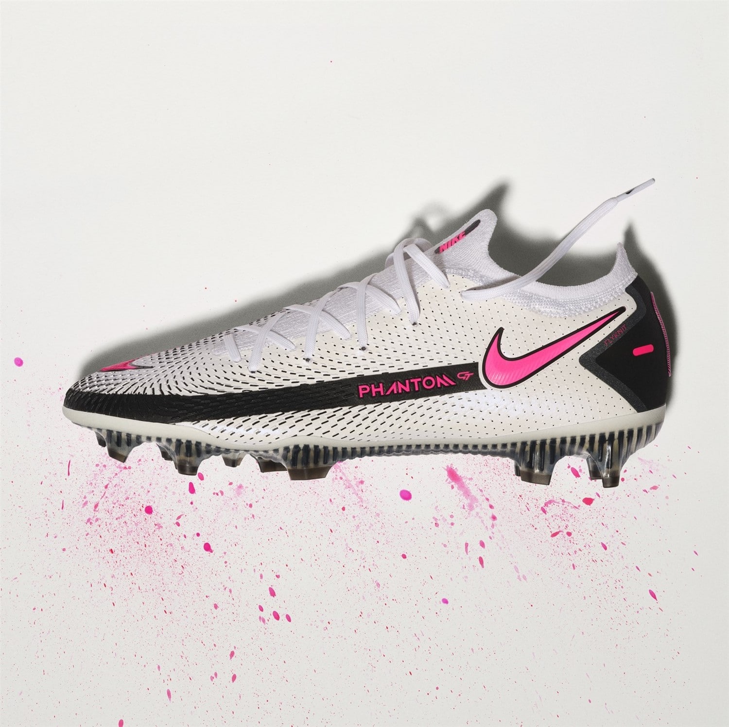 Nike Phantom GT football boots soccer cleats review
