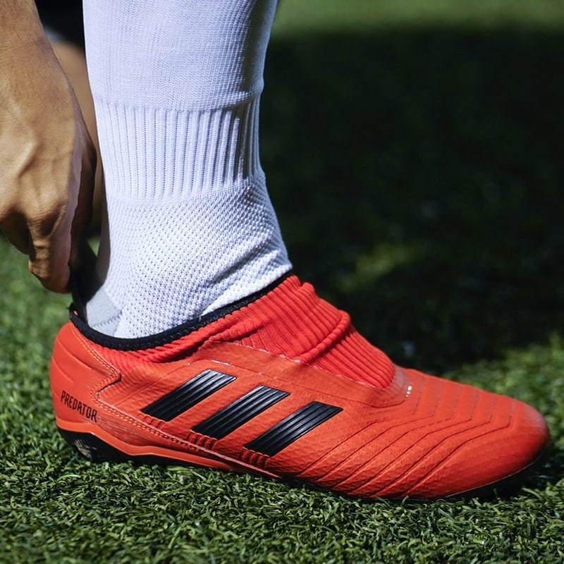 The first ever Laceless Takedown boot - adidas Predator 19.3