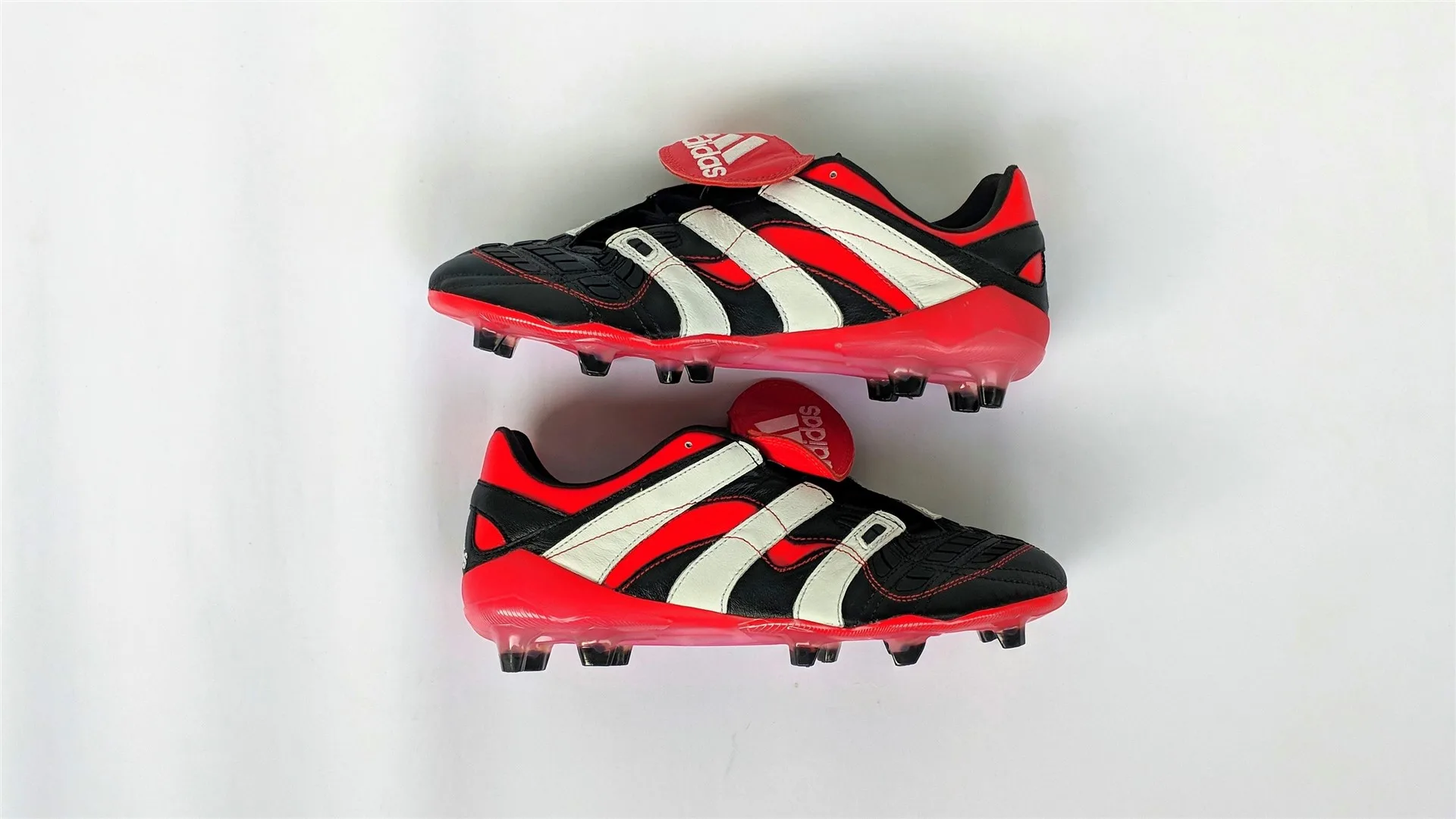 adidas Predator Accelerator 2018 - BOOTHYPE