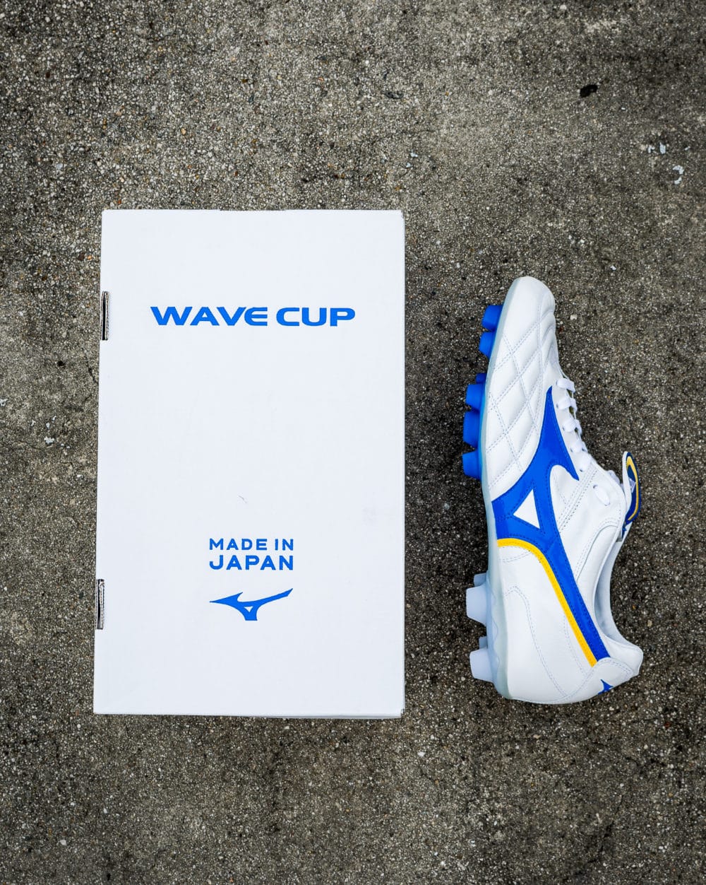 Mizuno Wave Cup Legend: Made in Japan