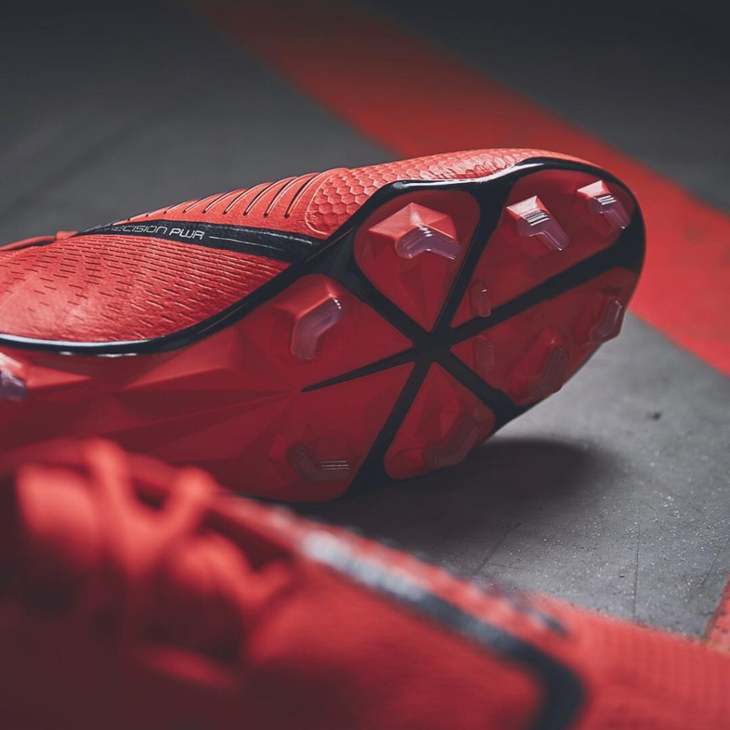 Nike PhantomVNM - Game Over Pack