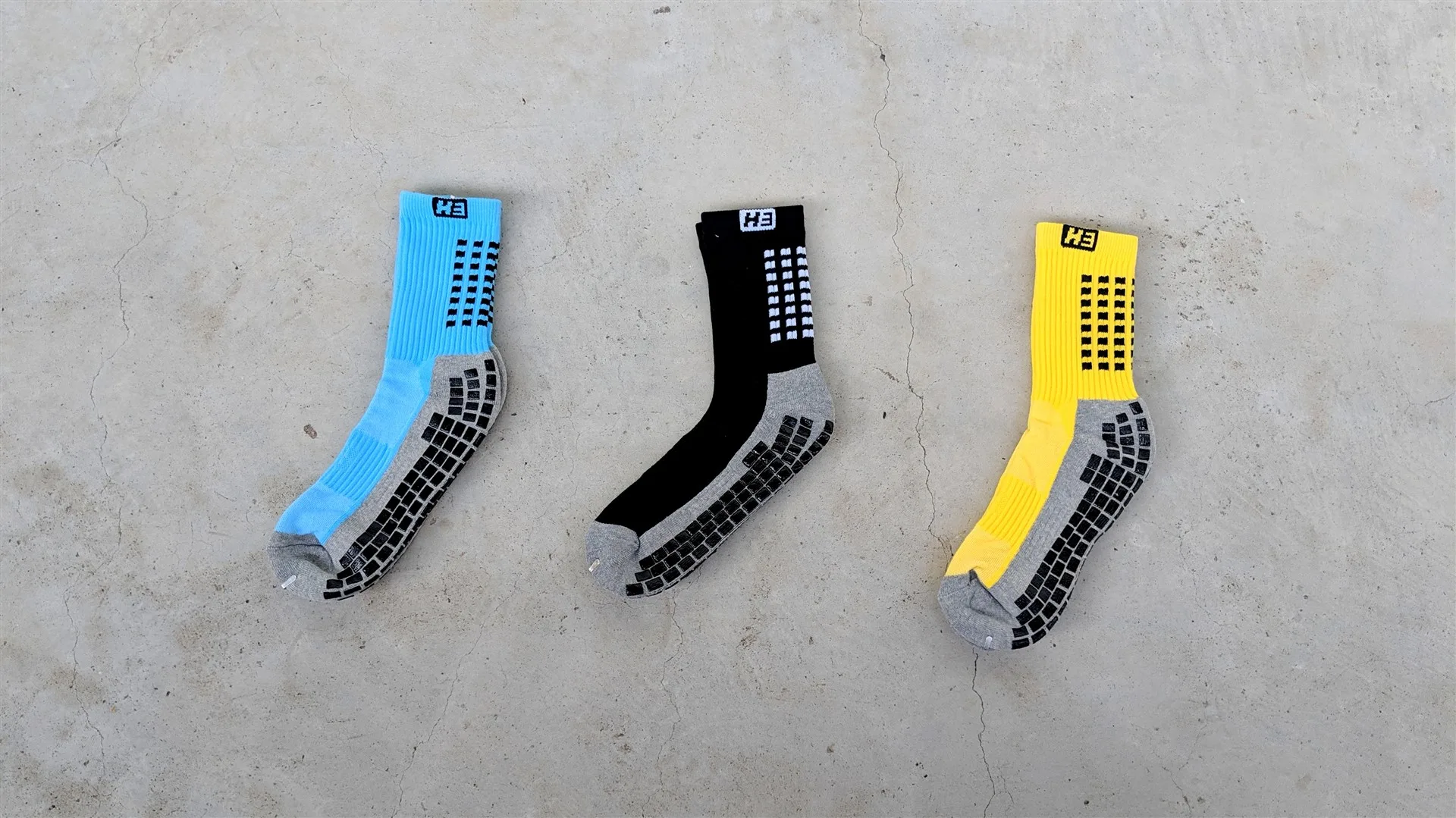 H3 Superb Socks Review: The grippiest football socks ever