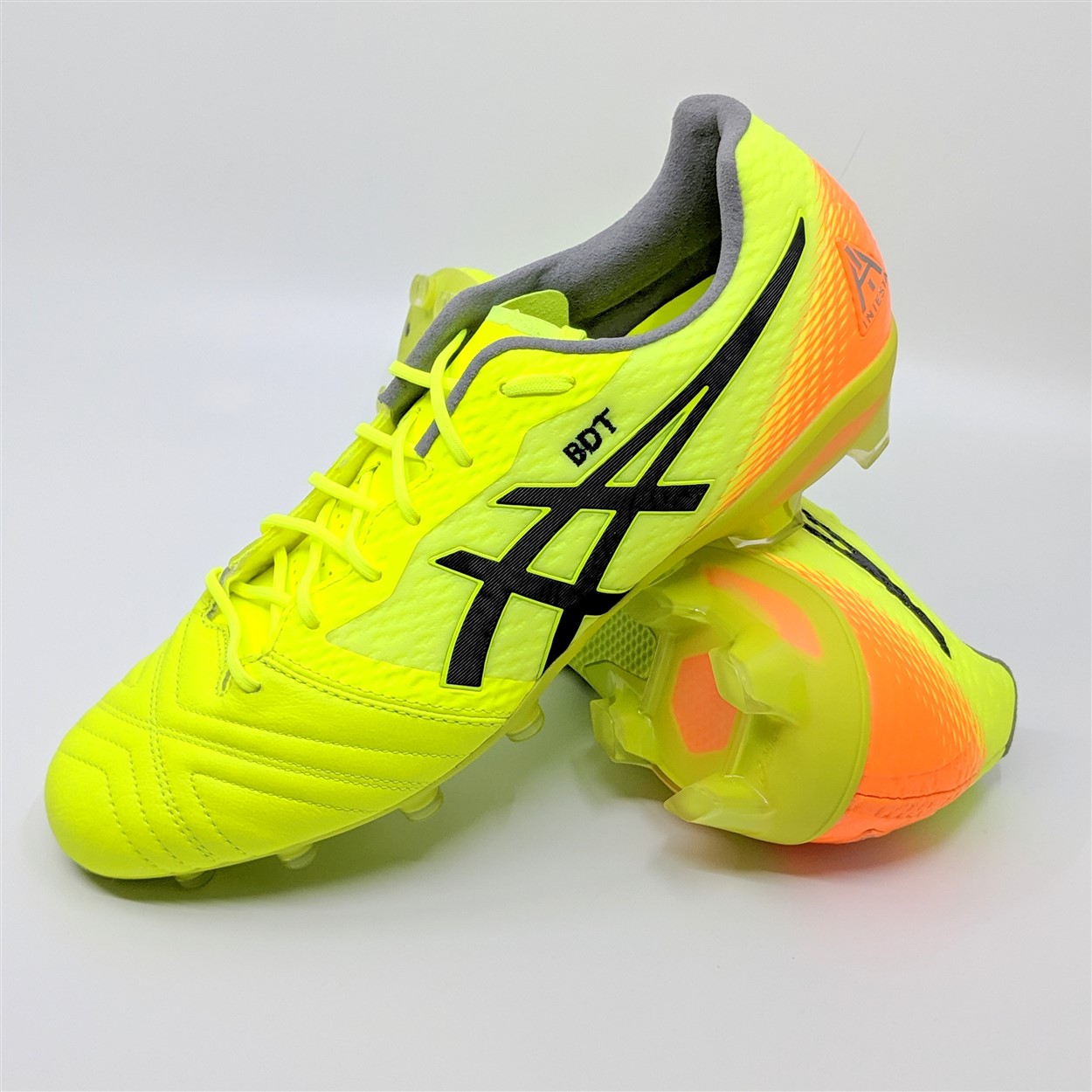 asics football boots malaysia