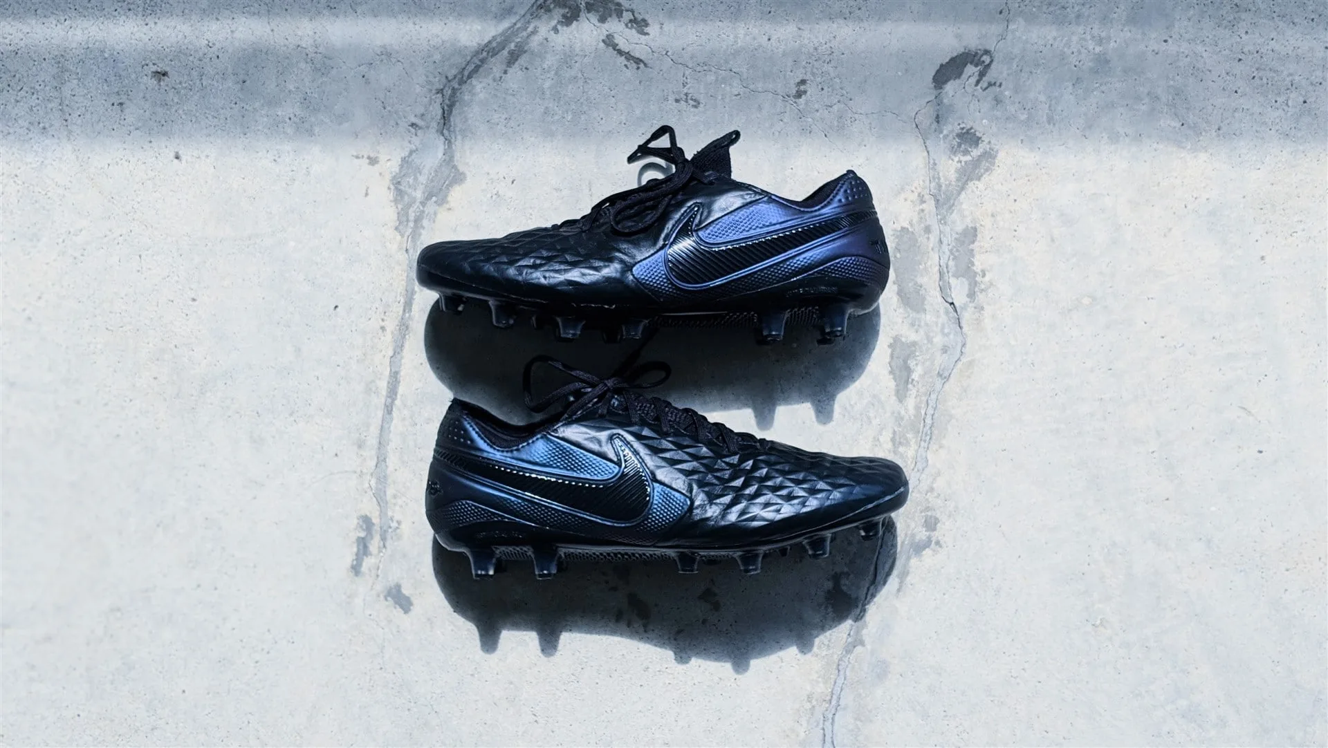 All black nike sale tiempo boots