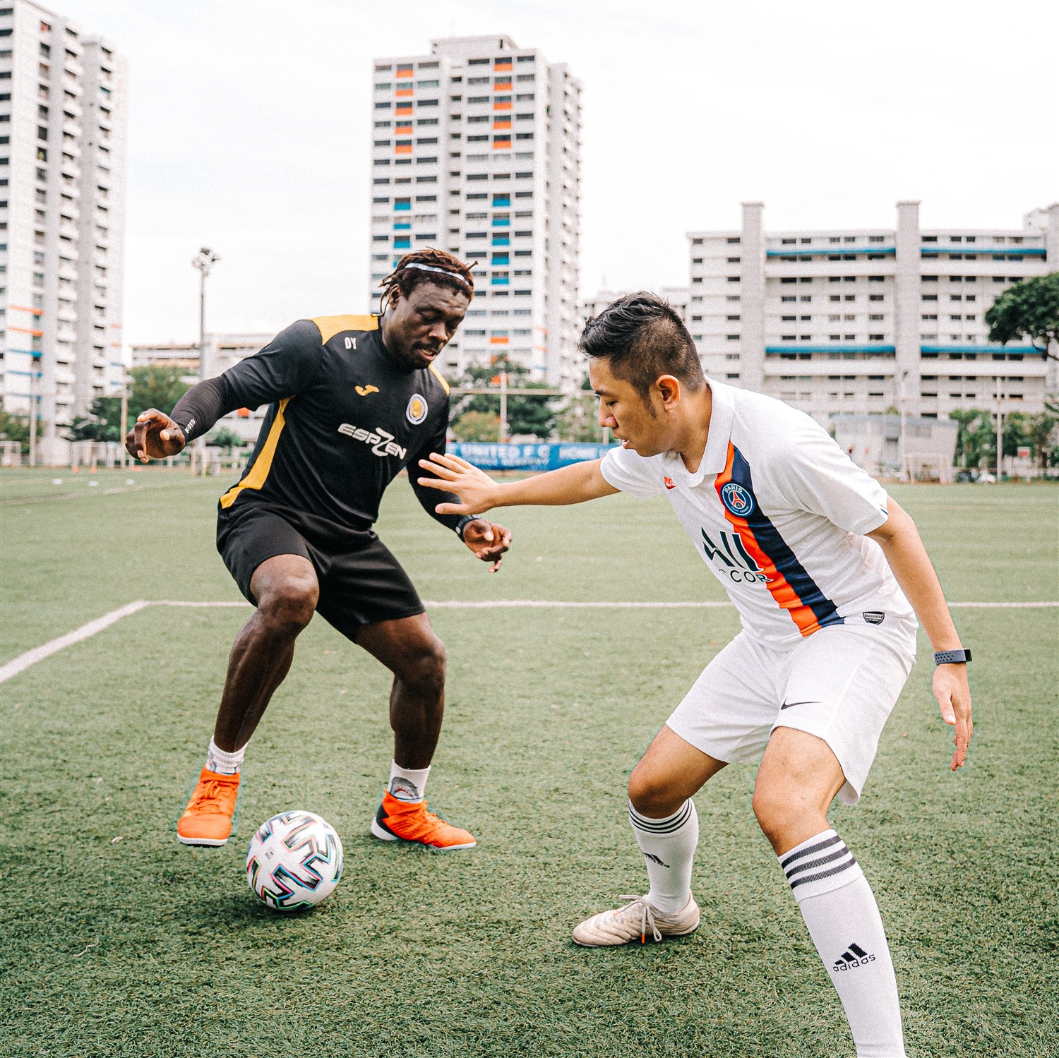 5 Tips to Improve as a Defender in football soccer
