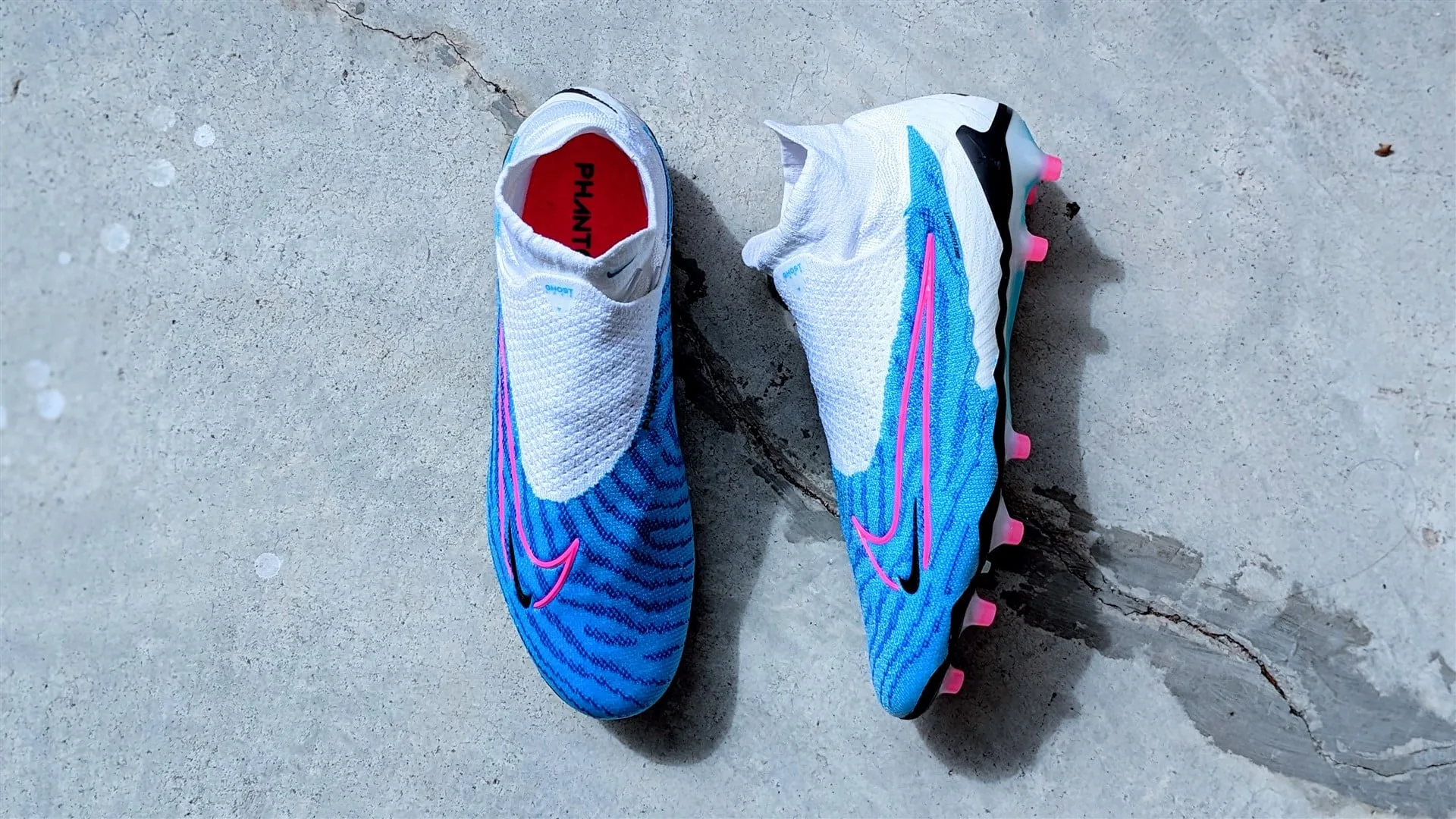 Nike, Phantom Club GX Astro Turf Trainers, Astro Turf Football Boots