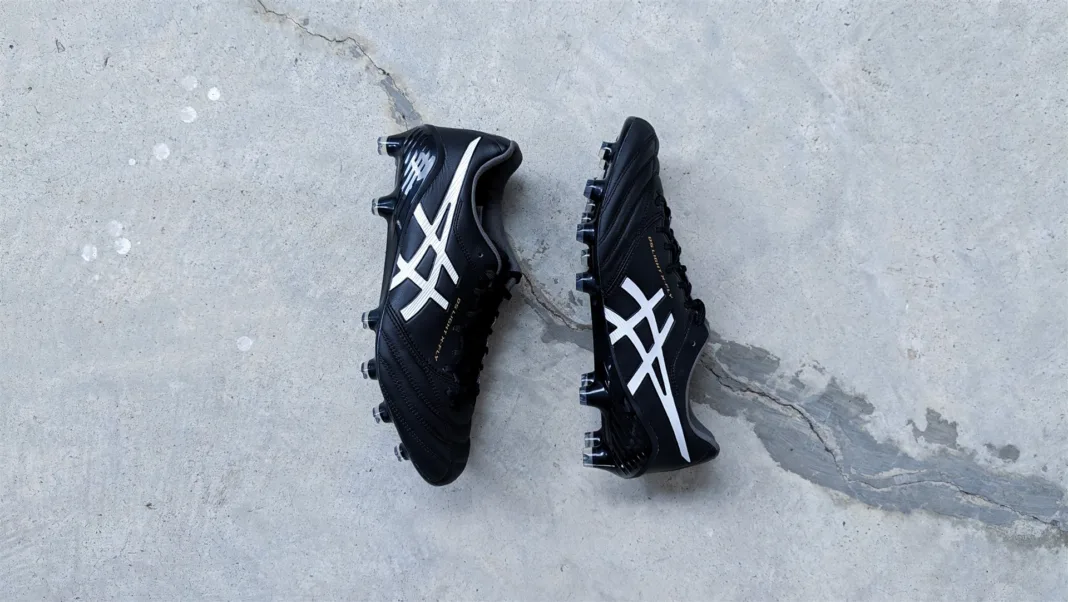 ASICS DS Light X-Fly 5 soccer cleats football boots review